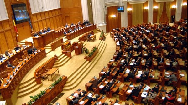 Most Romanians agree on unicameral Parliament, with 300 members, Insomar exit-poll shows