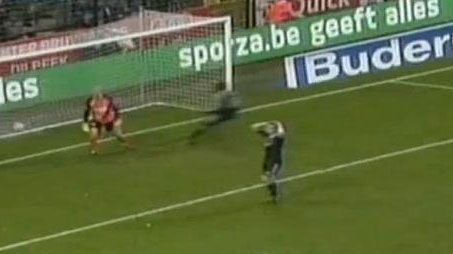 Cel mai slab portar din Europa! Vezi aici un autogol de poveste în Belgia
