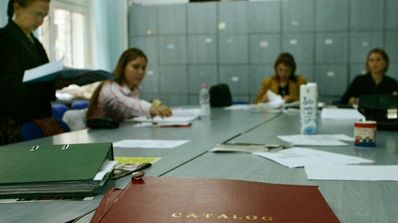 Profesorii din Timiş refuză concediul fără plată