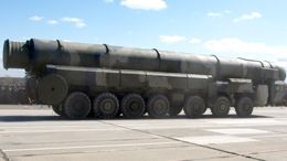 Preşedintele pakistanez i-a predat premierului controlul asupra armei nucleare