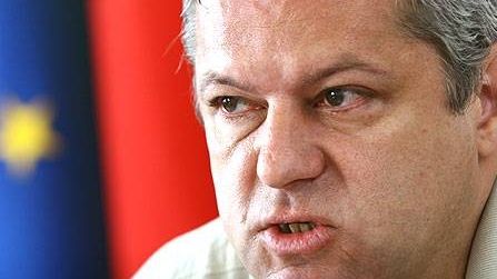 CNA a anunţat că va monitoriza dezbaterea de vineri, dar că nu are atribuţii în reglementarea ei