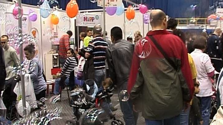 La Sala Polivalentă a fost deschis un târg cu produse pentru bebeluşi 