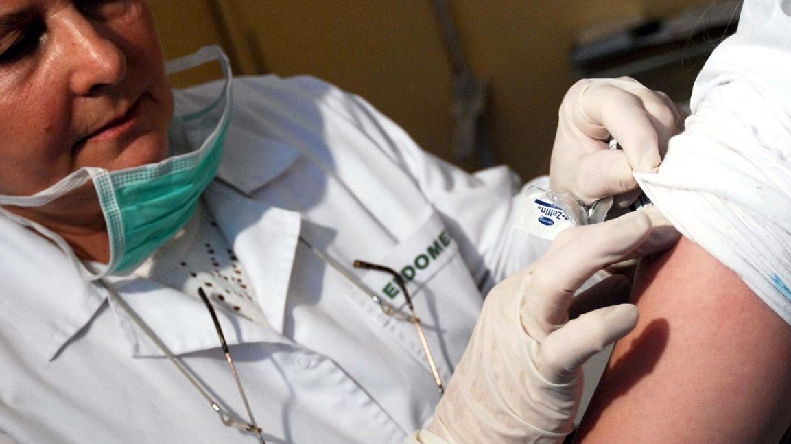 Vaccinarea împotriva noii gripe va începe după 1 decembrie, în Braşov