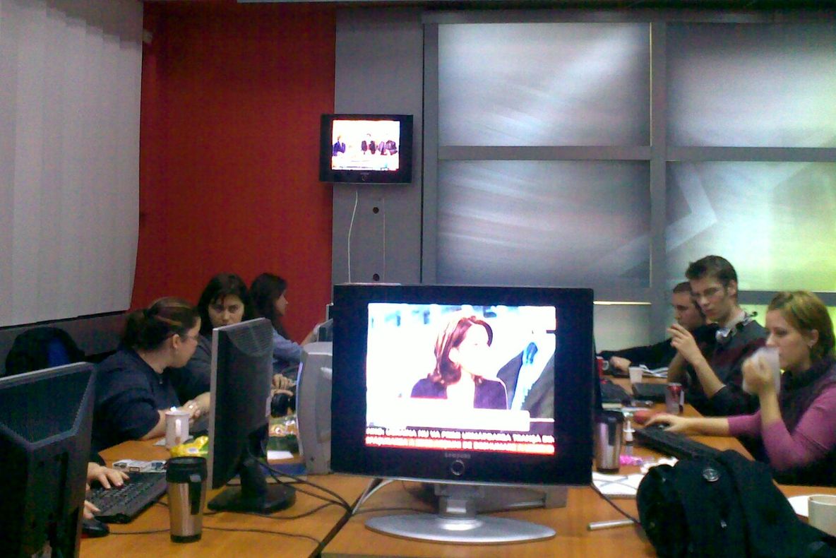 50% dintre români merg bolnavi la serviciu de frică să nu-şi piardă job-ul