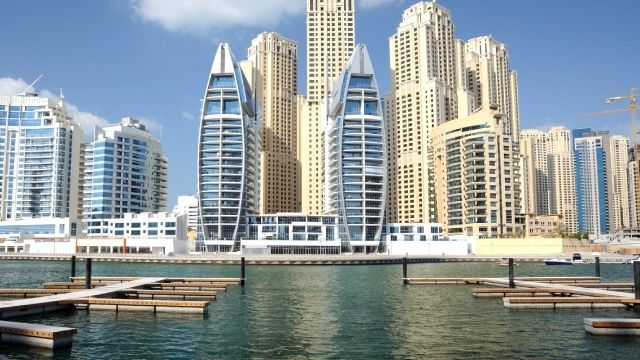 Abu Dhabi dă 10 miliarde Dubaiului, ca să îl salveze de faliment