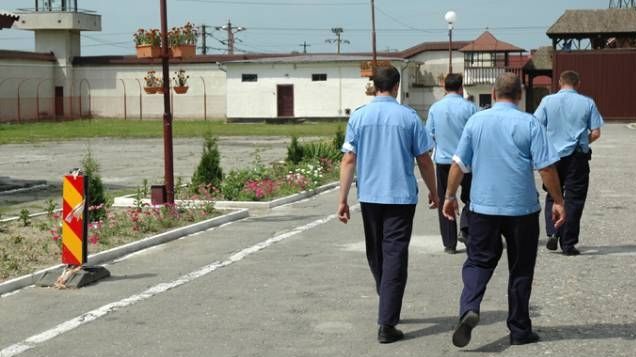 Sindicaliştii din penitenciare, nemulţumiţi de neplata celor 150.000 de ore suplimentare făcute de la începutul anului