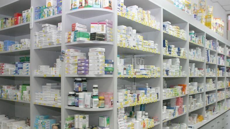 Programul de sărbători al farmaciilor din Bistriţa