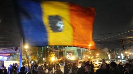 Presa străină comentează pe marginea celor 20 de ani scurşi de la Revoluţie