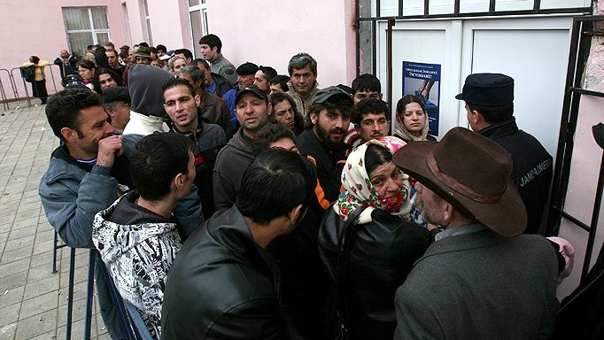 OSCE: Turul II al alegerilor prezidenţiale a respectat, în general, normele internaţionale