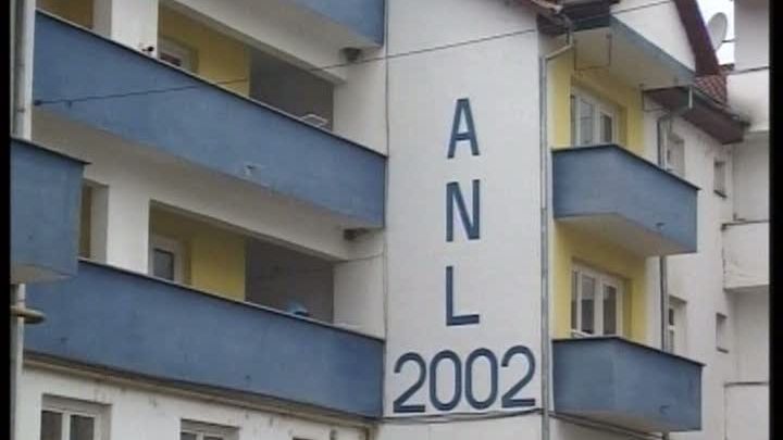 20 de familii dintr-un bloc ANL din Bistriţa stau în frig de cinci luni