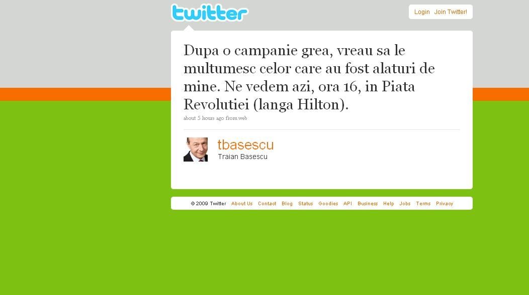 Dezbaterea finală, comentată acid pe net: tot Chuck Norris câştigă