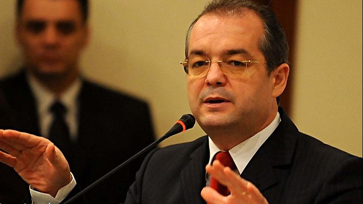 Boc: Rezultatul votului este un \"gest de responsabilitate\" din partea Parlamentului