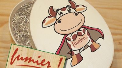 Un francez vinde cadouri cu bălegar pentru sărbători