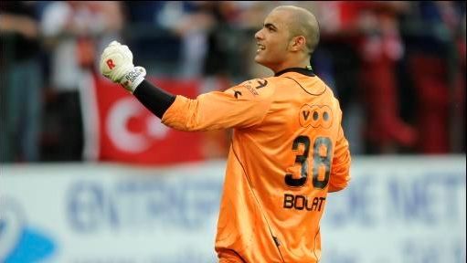 Portarul lui Standard a adus calificarea în Europa League marcând în minutul 95!