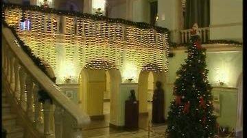 Opera Română pregăteşte un spectacol de artificii şi tombole cu excursii pentru petrecerea de Revelion