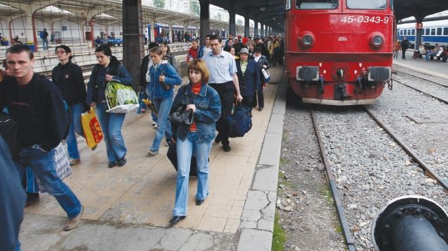 29 de milioane de lei la Ministerul Transporturilor, pentru subvenţionarea transportului feroviar de călători