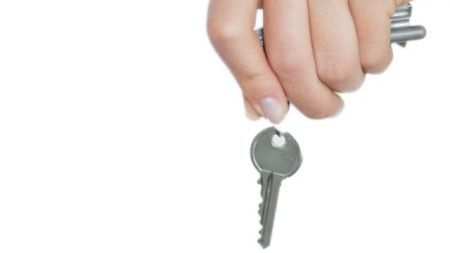 Economia în 2010: Industria va fi campioană, imobiliarele continuă declinul 