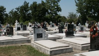 O bandă de români este suspectată că a furat cadavrul fostului preşedinte cipriot Tassos Papadopoulos