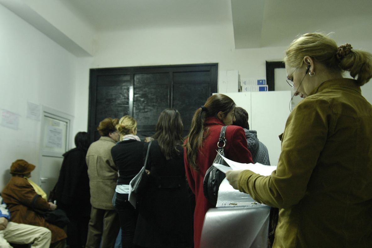 Târgumureşenii nu vor să intre în noul an cu datorii