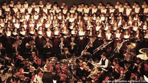 Corul Conservatorului a susţinut un concert de colinde în parcul Kiseleff