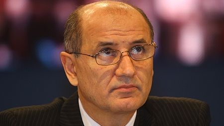 Copos anunţă vânzarea Rapidului până la Crăciun