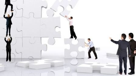 Presa străină: Alegerile, cheia pentru evitarea celei mai grave recesiuni din ultimii 20 de ani în România 