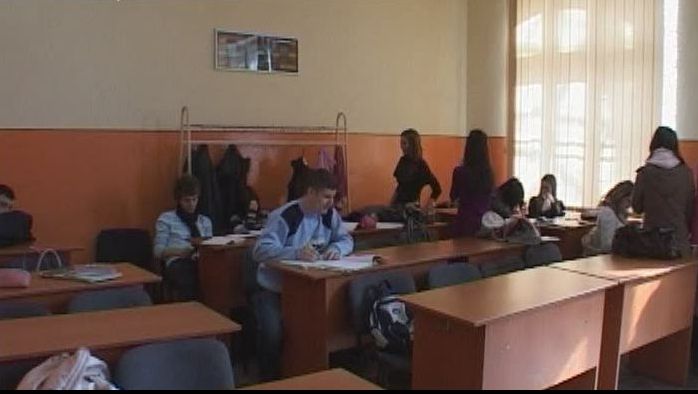 Probele lingvistice şi digitale de la Bac se vor da cu profesorii de la clasă