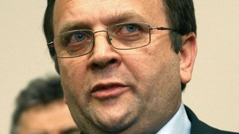 Flutur: Liberalii dau tot mai multe semnale că vor un guvern cu PD-L