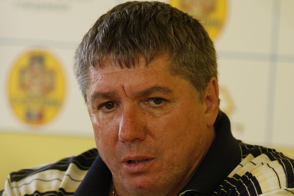 Ţălnar îi critică pe Dolha şi pe fundaşi: Am luat goluri de cascadorii râsului