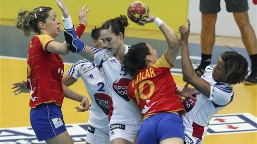 Rusia şi Franţa joacă finala CM de handbal feminin