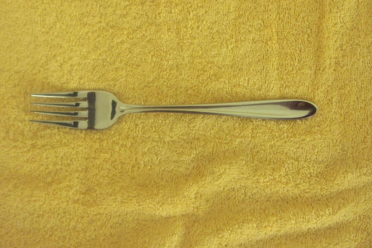 Coşmar pentru un bărbat din Braşov, după o beţie cu prieteni. Au folosit o furculiţă încinsă