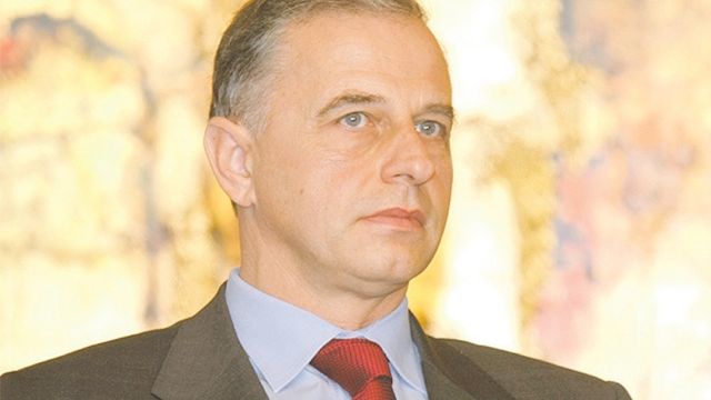  Mircea Geoană: Cred că ar trebui să fiu la conducerea partidului, am câştigat alegerile