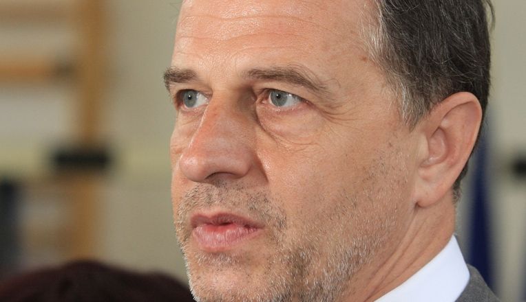 Geoană: Am vorbit cu Băsescu la telefon despre calendarul guvernului şi bugetului