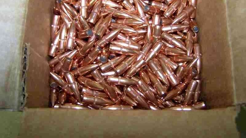 Un colet a explodat într-un oficiu poştal din judeţul Arad, imediat după ce a fost deschis