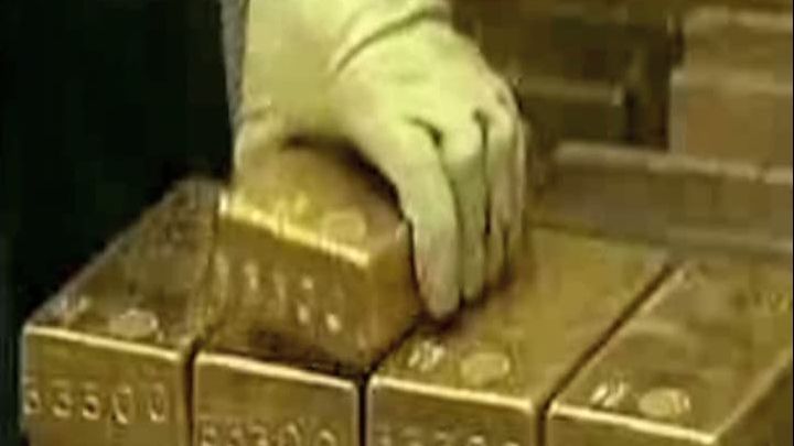 Investitorii în aur şi petrol nu au pierdut în 2009