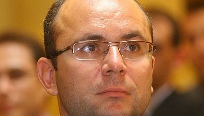 Guşă: Băsescu îşi face o majoritate cu ajutorul procurorilor, vrea să intimideze magistraţii CCR