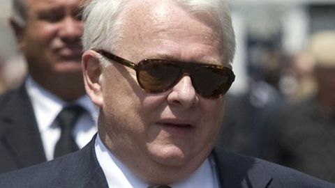 Hrebenciuc: Locul lui Mugur Isărescu este acolo, la Banca Naţională