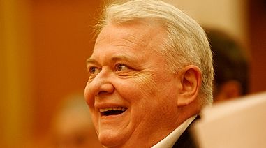 Hrebenciuc l-a întrebat pe Baconschi de \"Grădina Maicii Domnului\"