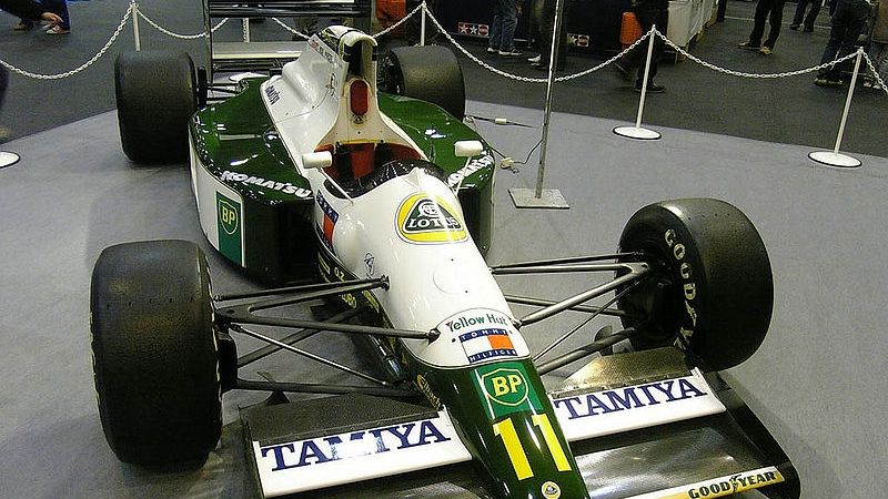 Trulli şi Kovalainen aleargă pentru Lotus, în 2010