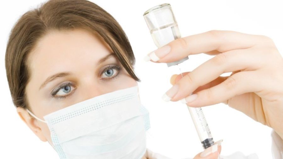 Din cauza zvonurilor, elevilor din Bistriţa, le este teamă de noul vaccin