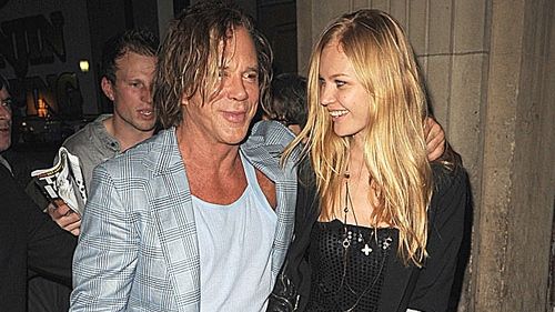 Mickey Rourke se însoară în Rusia