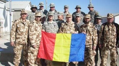 România va mai trimite 100 de militari în Afganistan în 2010
