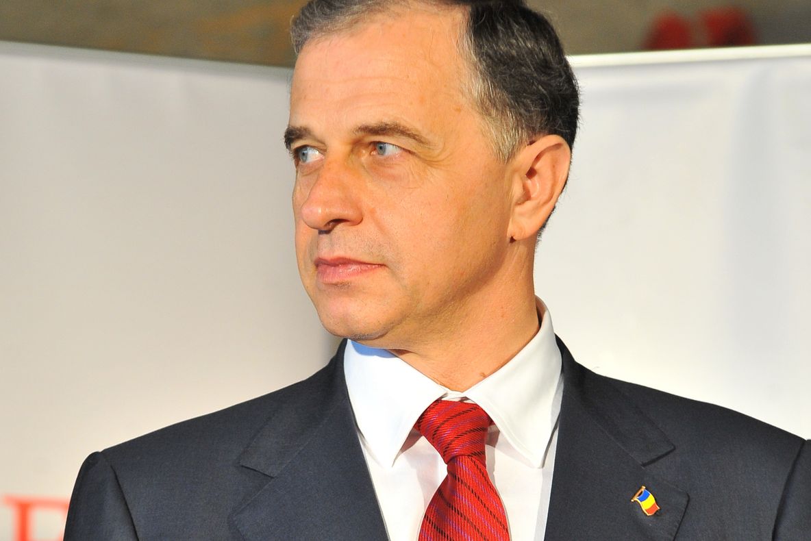 Geoană: Trebuie să ducem consultanţa agricolă mai aproape de firul ierbii