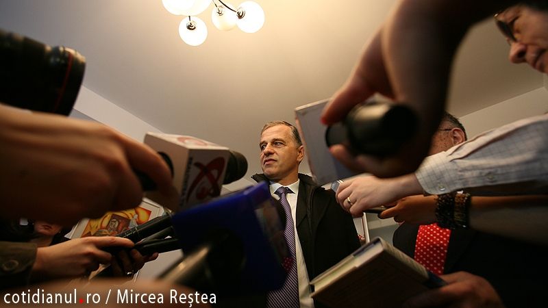 Geoană: Mi-a trecut prin cap o secundă să încerc alt drum. Voi cere un vot de încredere partidului