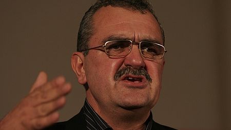 Mitrea: E devreme să spun dacă îmi pregătesc candidatura pentru şefia PSD 