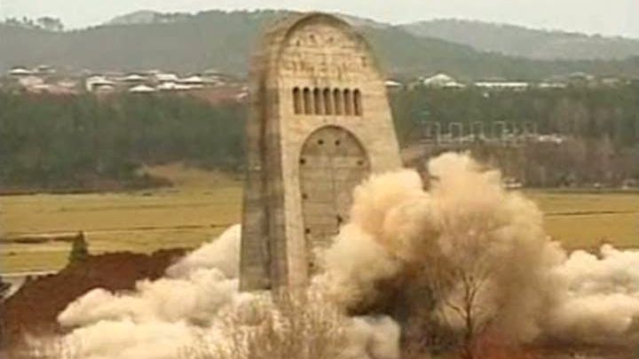 O mamă şi fiica ei au fost ucise în Georgia, în timpul demolării unui monument