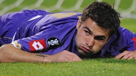 Mutu, criticat de oficialii Fiorentinei: \"Trebuie tras de urechi\"