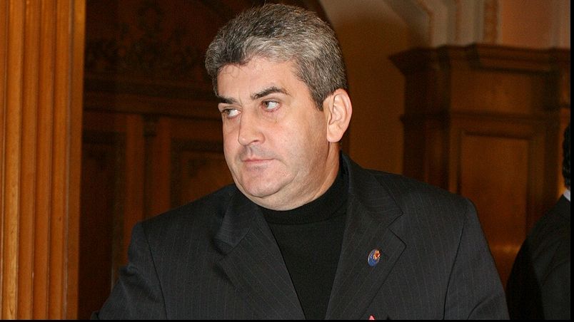 Băsescu l-a instalat pe fostul general PSD Oprea la Apărare