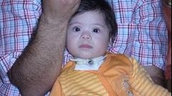 O fetiţă de un an are nevoie de 60.000 de euro pentru a supravieţui