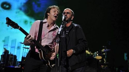 Paul McCartney şi Ringo Starr cântă din nou împreună, după 20 de ani
